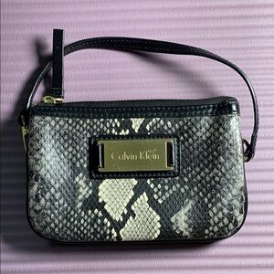 {Calvin Klein} Snakeskin Wristlet